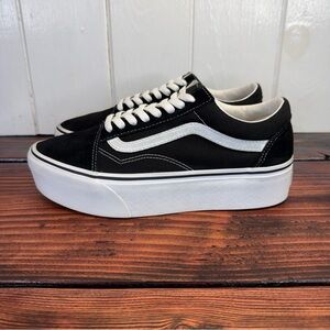 Vans Old Skool Platform Black White Sneakers Women’s 9 Men’s 7.5
